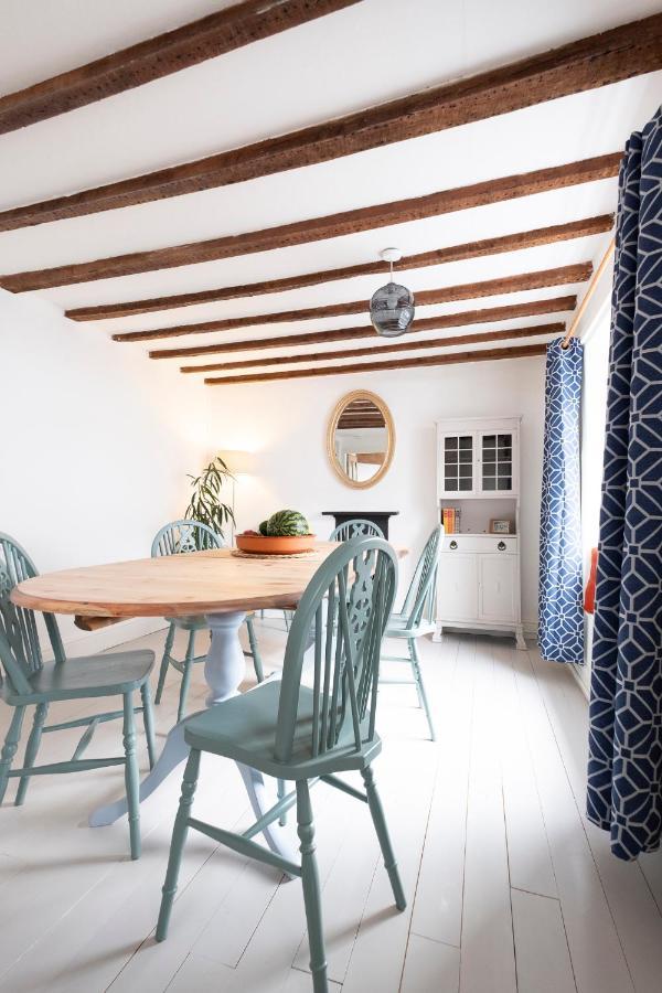 Character Cottage In The Heart Of Uplyme. Luaran gambar